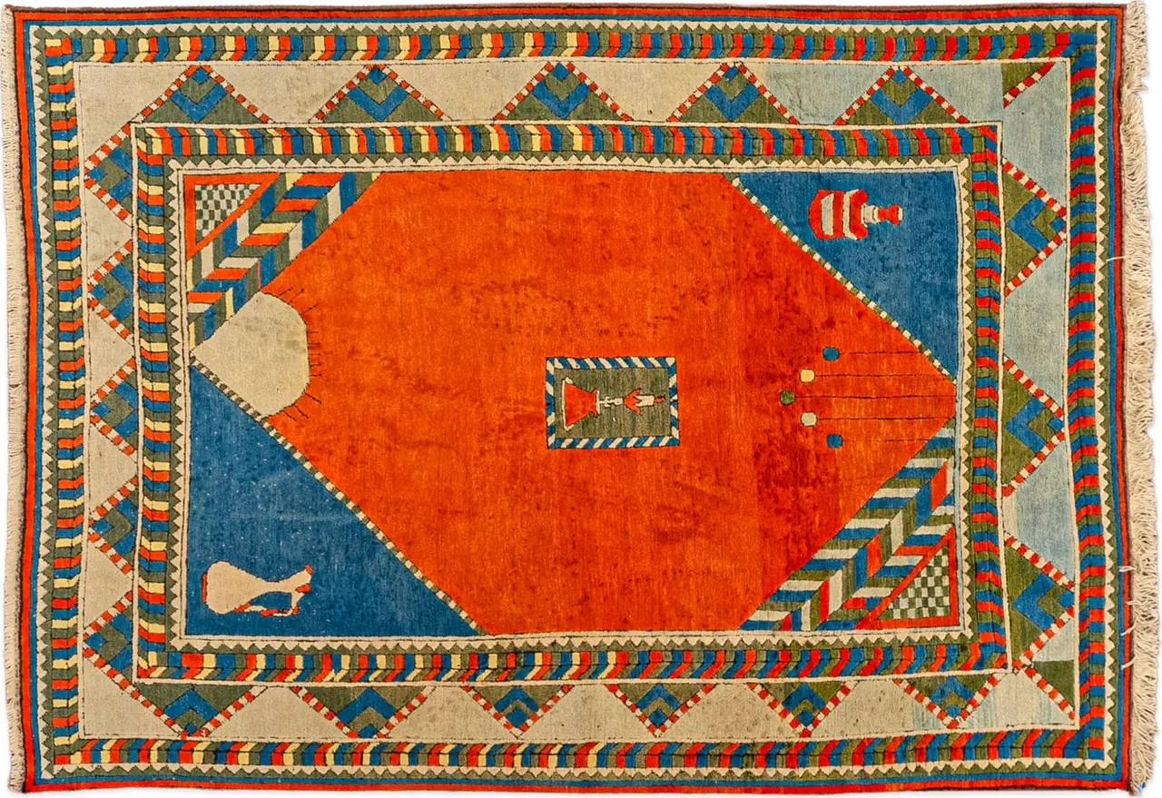 Handwoven rug No. 280, 8′ × 10′, viewed from above