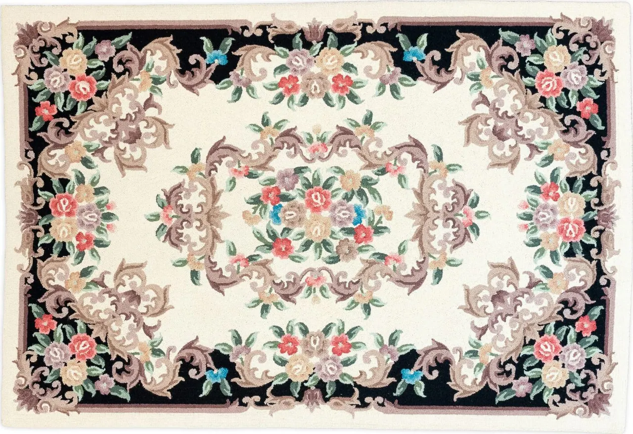 Handwoven rug No. 345, 5′ × 7′, viewed from above