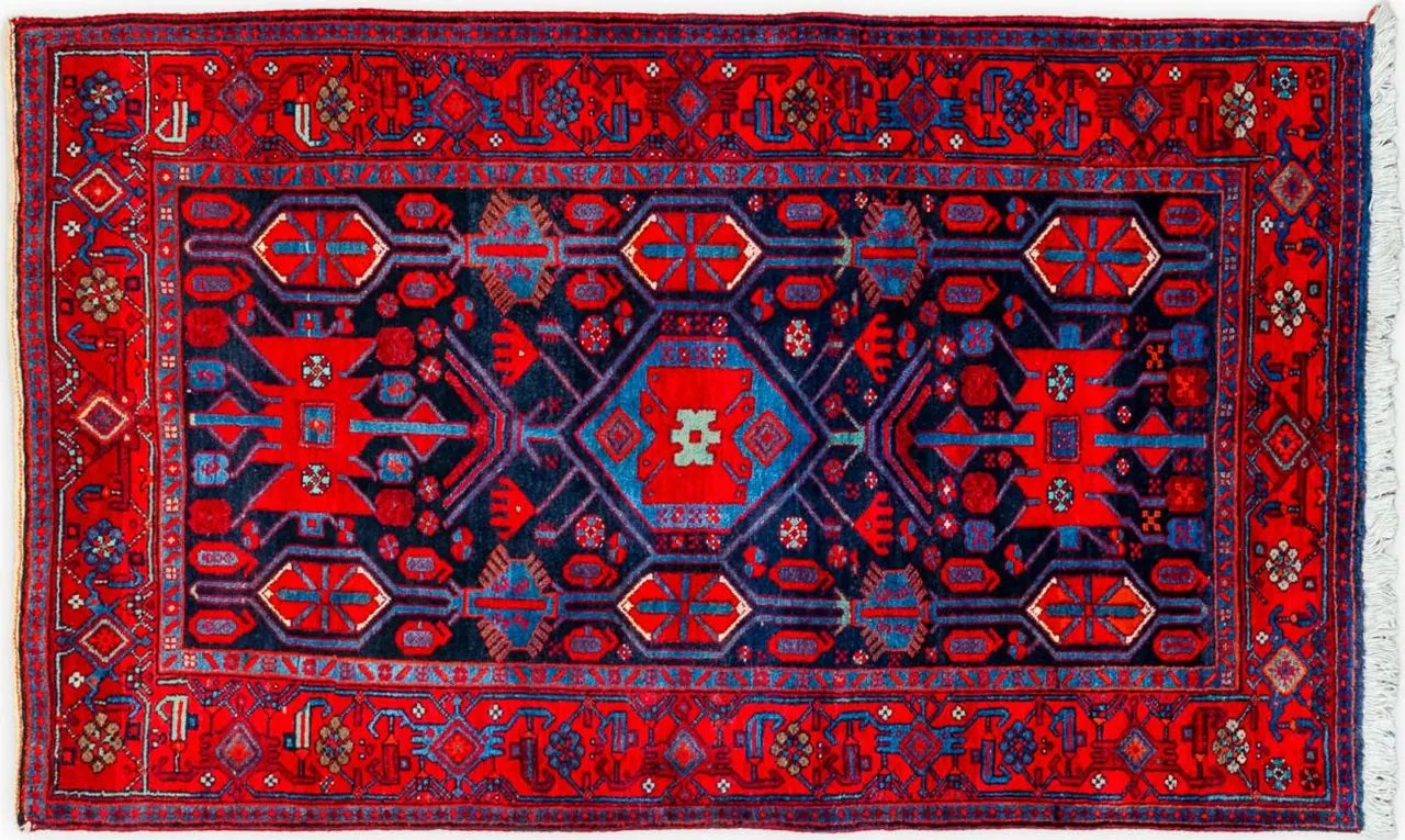 Handwoven rug No. 514, 5′ × 7′, viewed from above