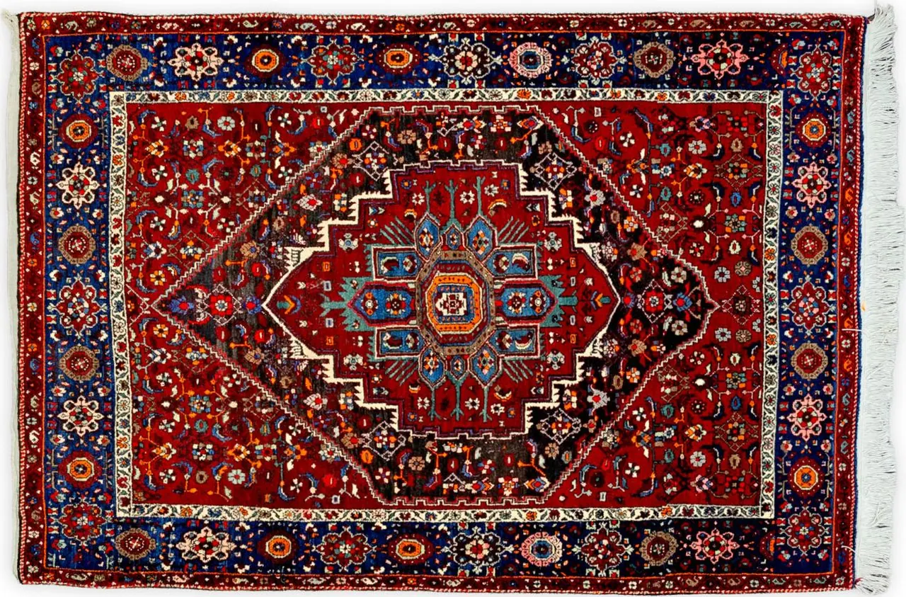 Handwoven rug No. 521, 5′ × 7′, viewed from above