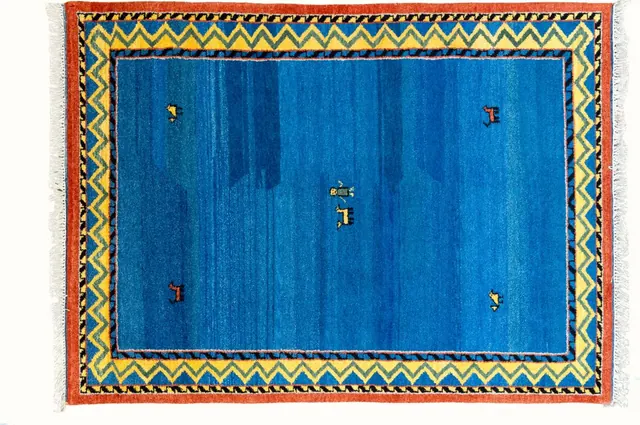 Handwoven rug No. 611, 6′ × 9′