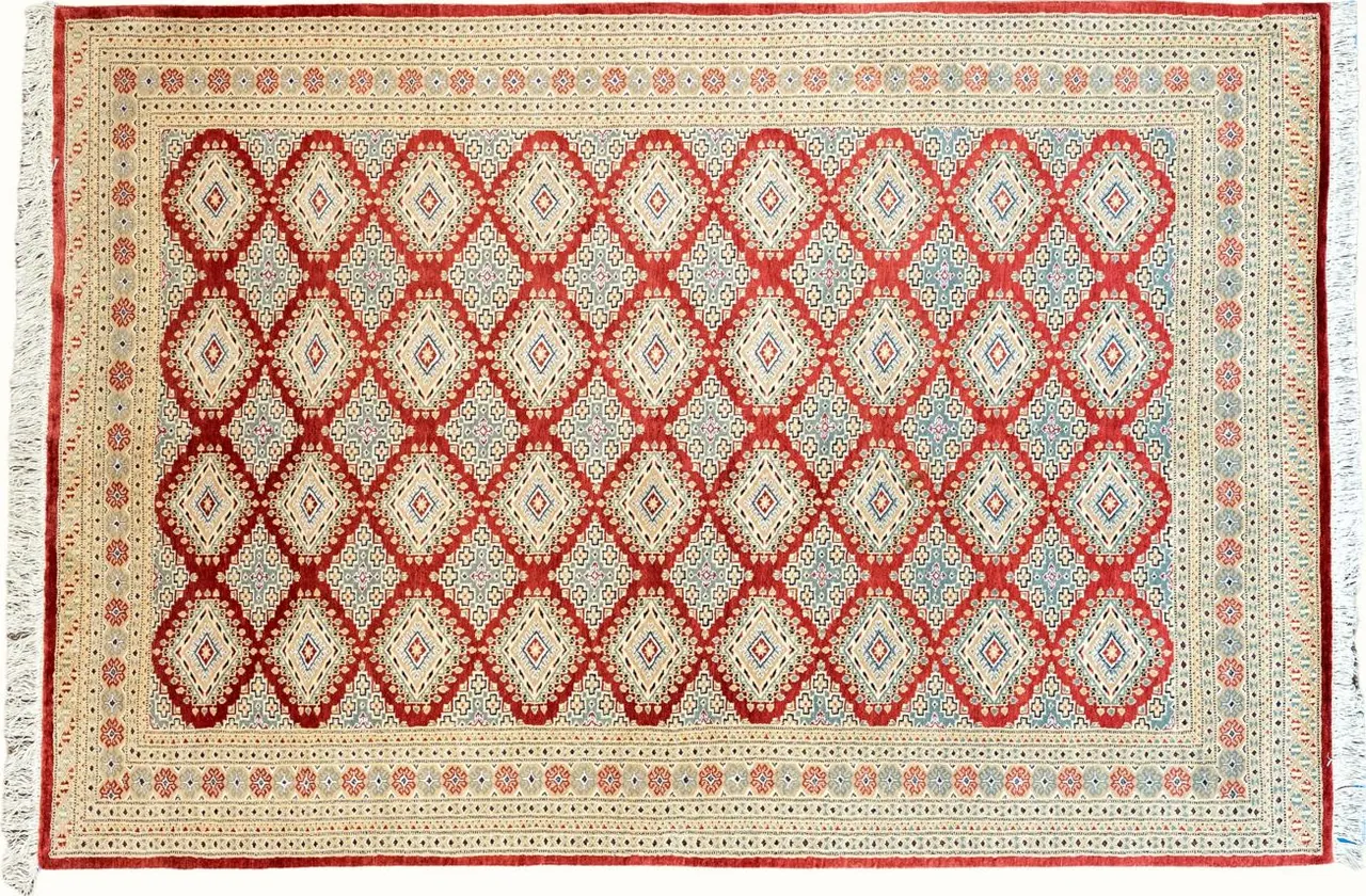 Handwoven rug No. 634, 6′ × 9′, viewed from above