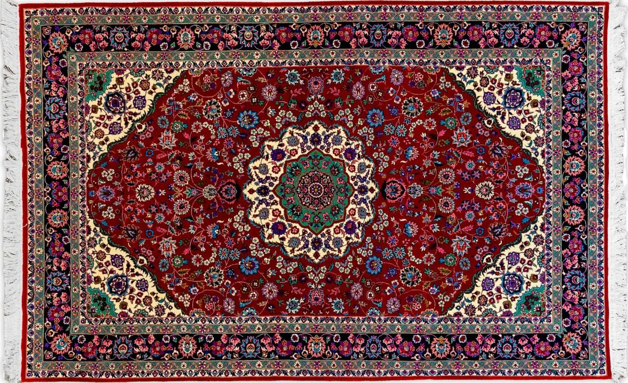 Handwoven rug No. U303, 5′ × 7′, viewed from above